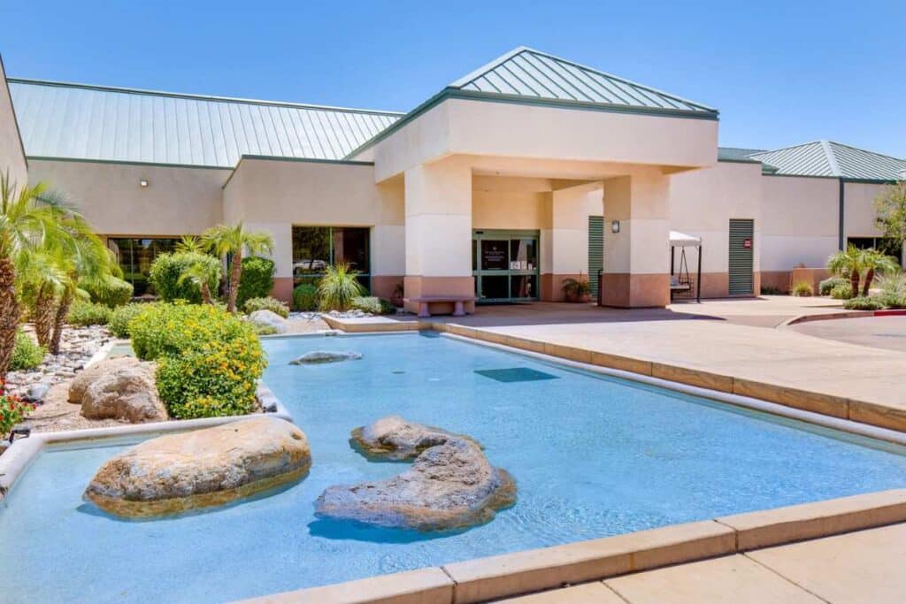 Palm Valley Post Acute outdoor view with fountain