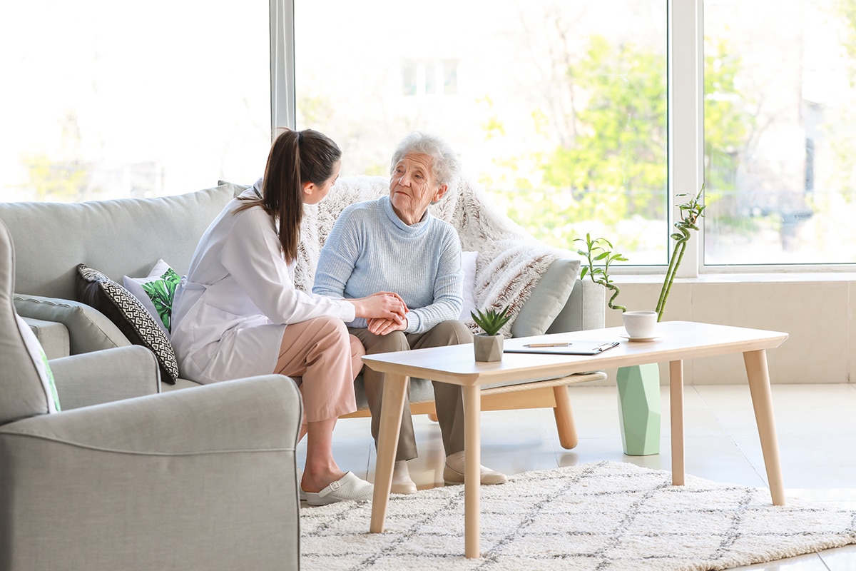 How Skilled Nursing Facilities Support Families and Caregivers